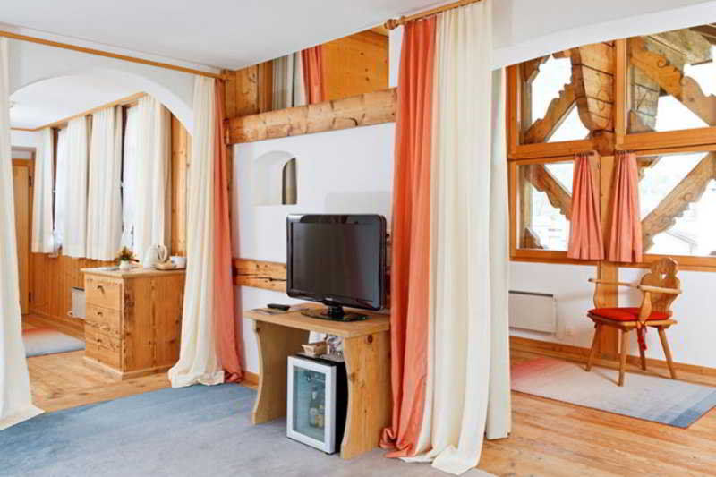 Schweizerhaus Swiss Quality Hotel Maloja Luaran gambar